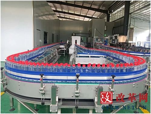 多彩贵州水 高原鹤乡富锶水让威宁草海高原半程马拉松参赛健儿活力倍增